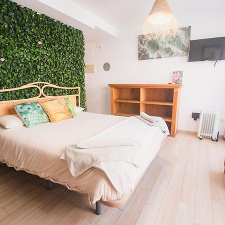 Banana Beach Patacona Rooms 阿尔博拉亚 外观 照片