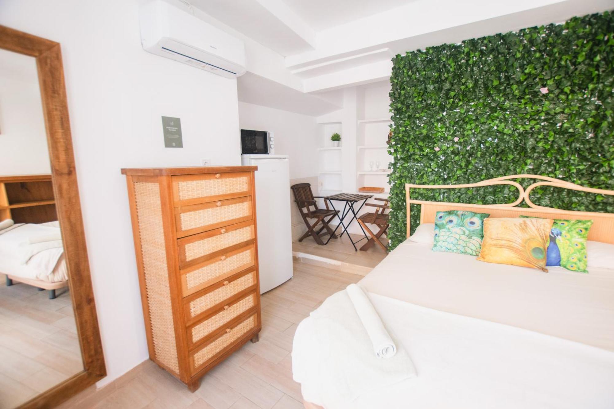 Banana Beach Patacona Rooms 阿尔博拉亚 外观 照片
